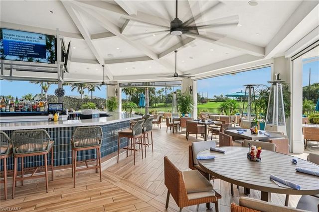 7340 Coventry CT 809, Naples, FL 34104