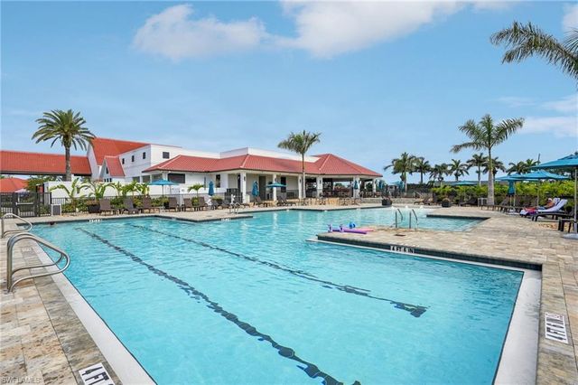 7340 Coventry CT 809, Naples, FL 34104