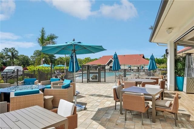 7340 Coventry CT 809, Naples, FL 34104