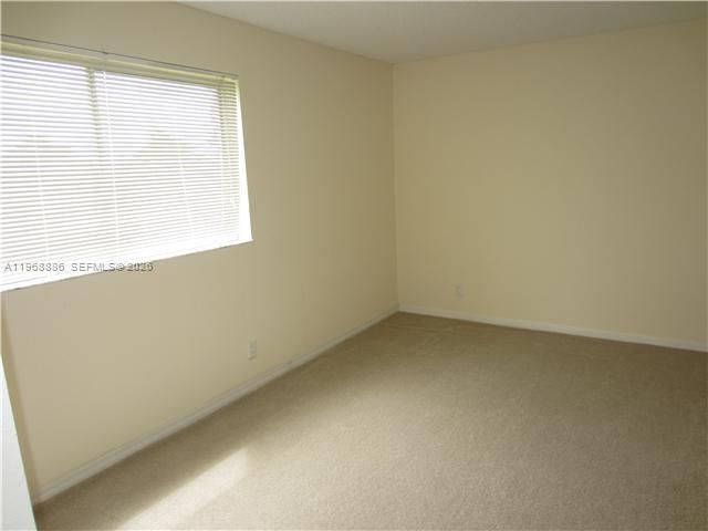 3370 N Pinewalk Dr N 1217, Margate, FL 33063