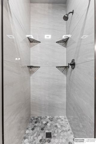 2608 Alexandra Road, Papillion, NE 68133