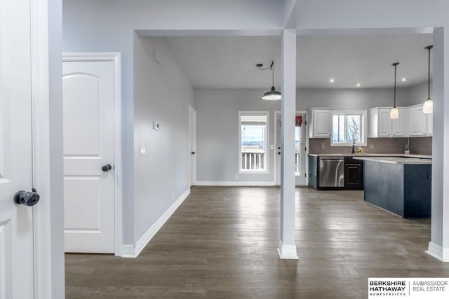 2608 Alexandra Road, Papillion, NE 68133