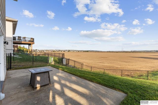 2608 Alexandra Road, Papillion, NE 68133