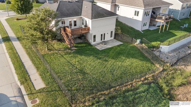 2608 Alexandra Road, Papillion, NE 68133