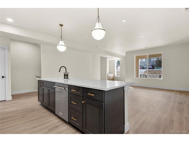 25 Noyer Ct, Colorado Springs, CO 80906