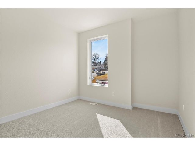 25 Noyer Ct, Colorado Springs, CO 80906