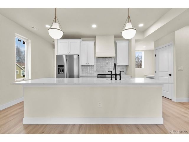 25 Noyer Ct, Colorado Springs, CO 80906