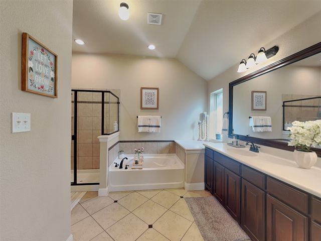 1635 St Croix Street, Burleson, TX 76028