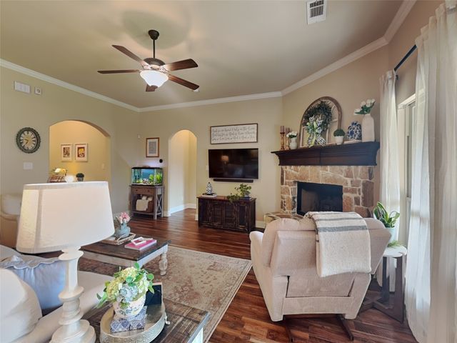 1635 St Croix Street, Burleson, TX 76028