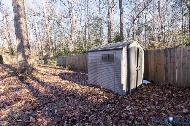 1607 Pinchot St, Richmond, VA 23235