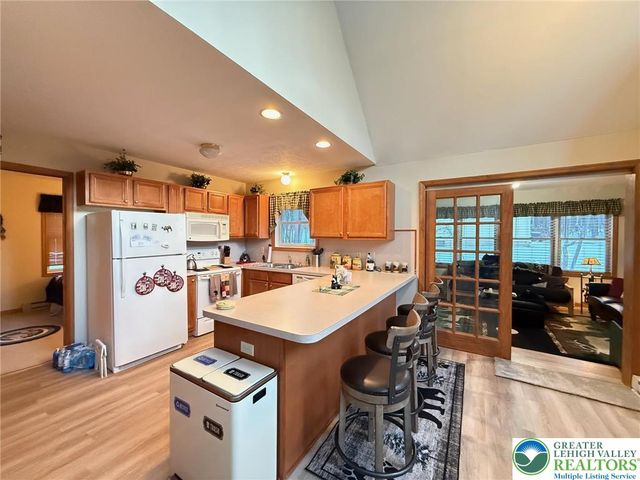 26 Nash Trail, Penn Forest Twp, PA 18210