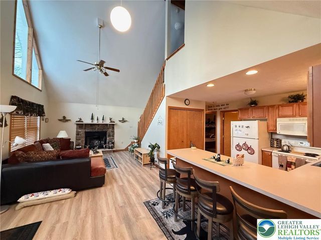 26 Nash Trail, Penn Forest Twp, PA 18210