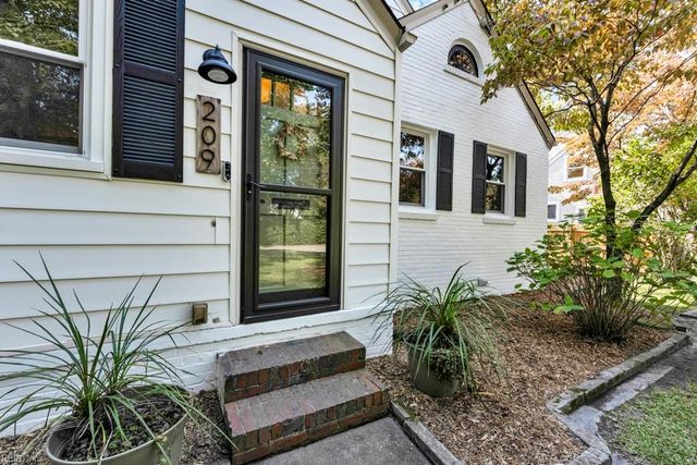 209 S Blake RD, Norfolk, VA 23505