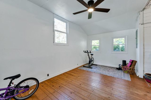 209 S Blake RD, Norfolk, VA 23505