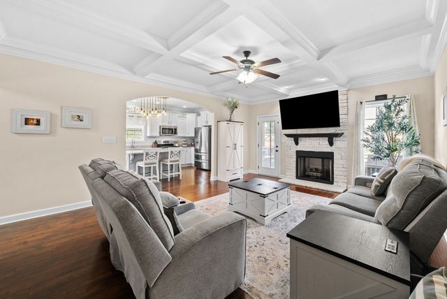 964 Nectar Ct, Adams, TN 37010