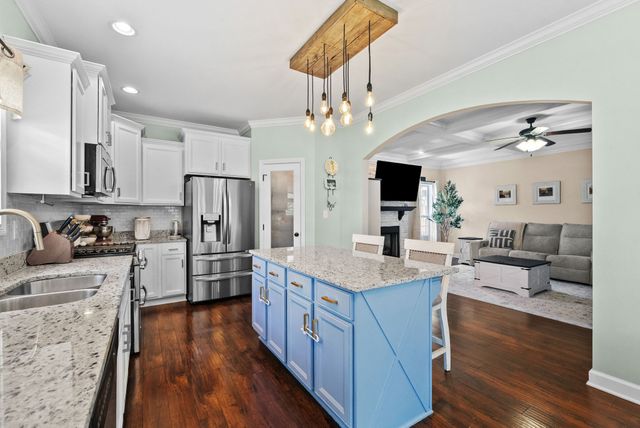 964 Nectar Ct, Adams, TN 37010