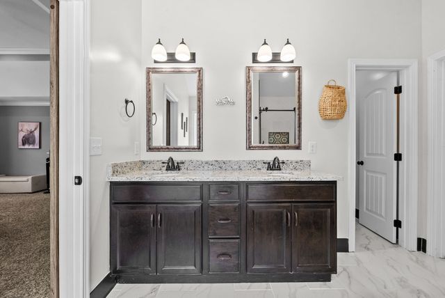 964 Nectar Ct, Adams, TN 37010