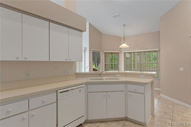 3556 E Cove Park Trail, Hernando, FL 34442