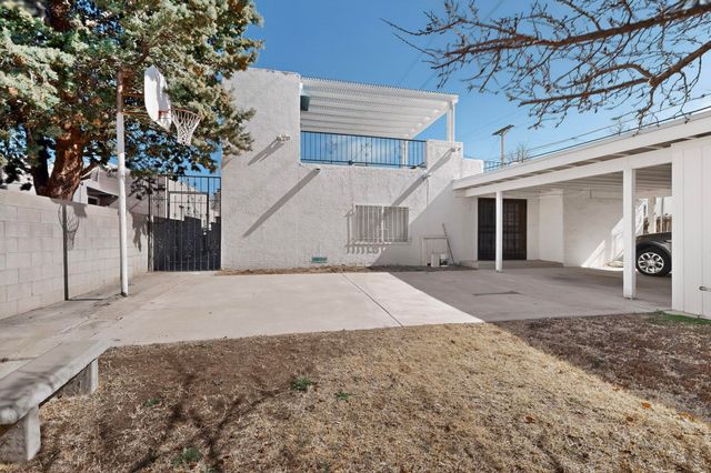 509 Princeton Drive SE, Albuquerque, NM 87106