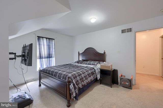 108 HAWK LN, Ephrata, PA 17522