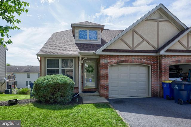 108 HAWK LN, Ephrata, PA 17522