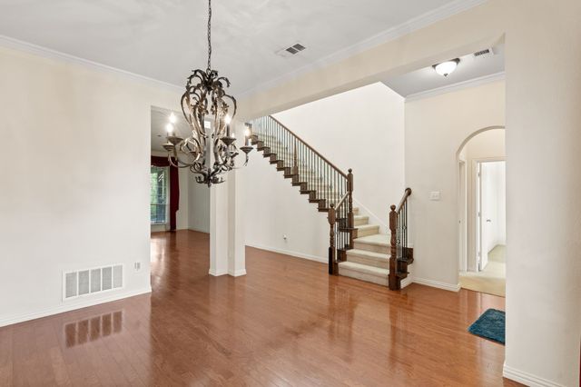 3024 N Camino Lagos, Grand Prairie, TX 75054