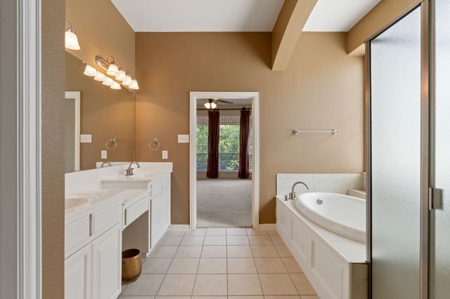 3024 N Camino Lagos, Grand Prairie, TX 75054
