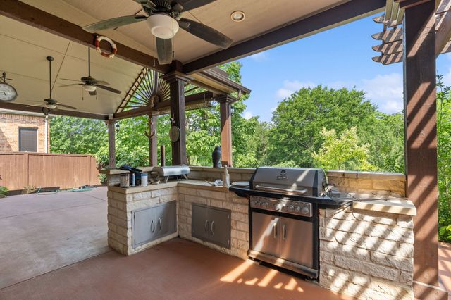 3024 N Camino Lagos, Grand Prairie, TX 75054