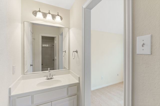 3024 N Camino Lagos, Grand Prairie, TX 75054