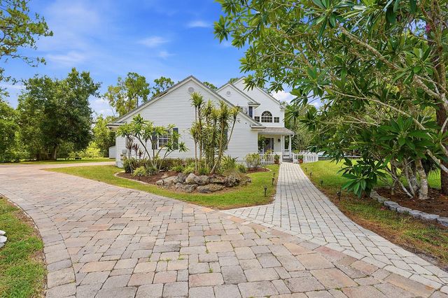 13884 N 71st Pl Place N, West Palm Beach, FL 33412