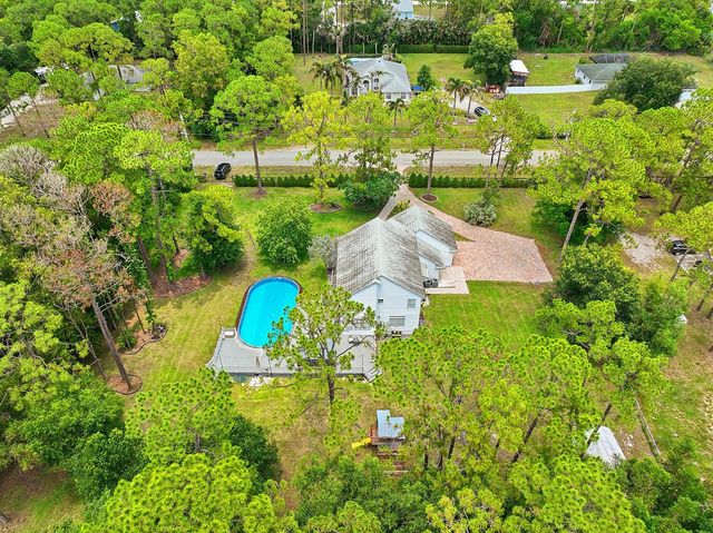 13884 N 71st Pl Place N, West Palm Beach, FL 33412