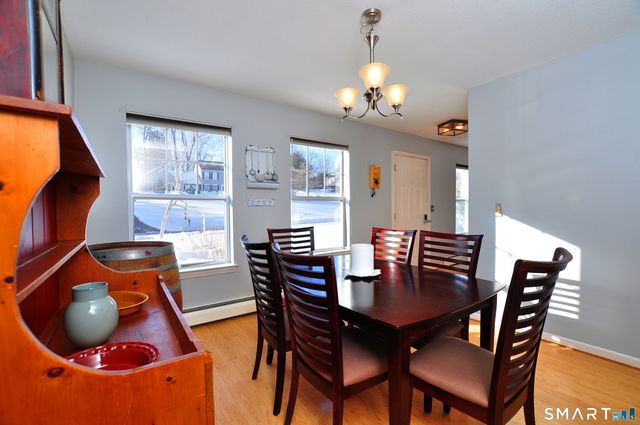 7 Glen Hollow, East Granby, CT 06026