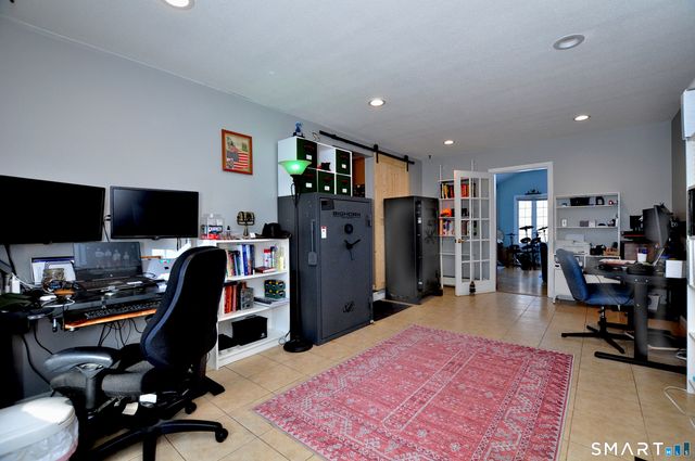 7 Glen Hollow, East Granby, CT 06026