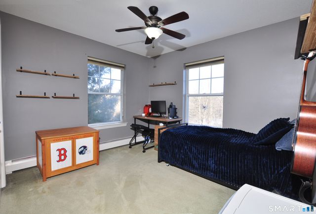 7 Glen Hollow, East Granby, CT 06026