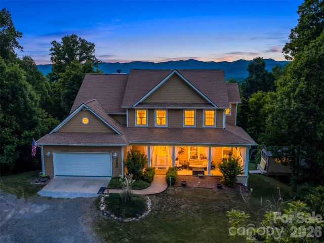 350 Vista Point Drive, Weaverville, NC 28787