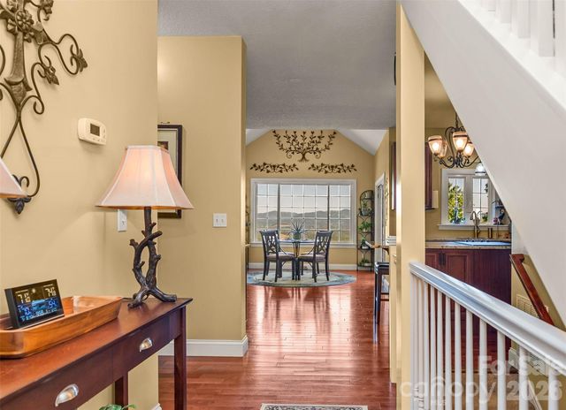 350 Vista Point Drive, Weaverville, NC 28787