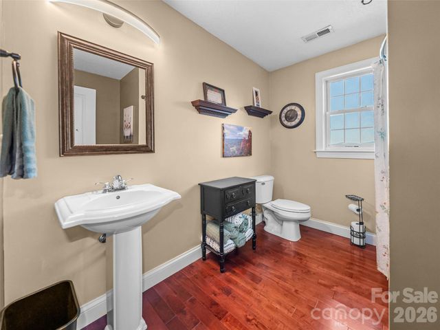 350 Vista Point Drive, Weaverville, NC 28787