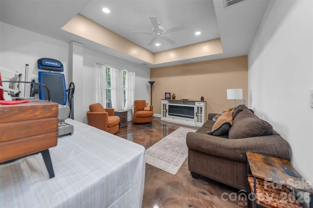 350 Vista Point Drive, Weaverville, NC 28787