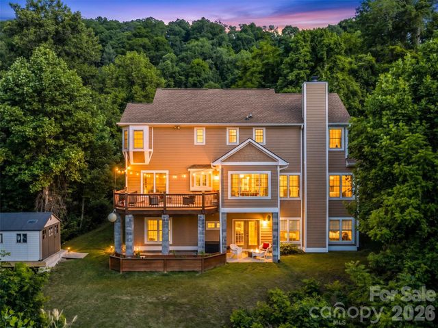 350 Vista Point Drive, Weaverville, NC 28787