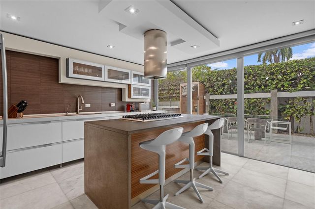 A-1 CALLE FLAMBOYAN, Guaynabo, PR 00966