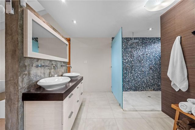 A-1 CALLE FLAMBOYAN, Guaynabo, PR 00966