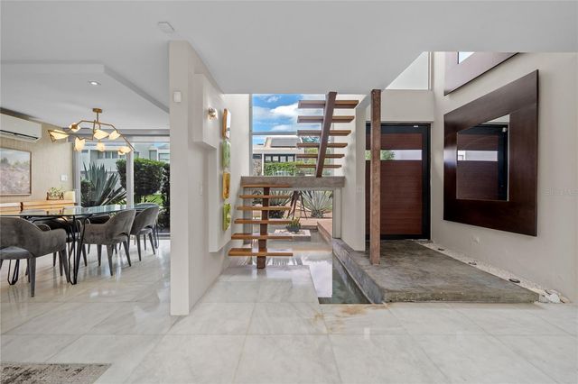 A-1 CALLE FLAMBOYAN, Guaynabo, PR 00966