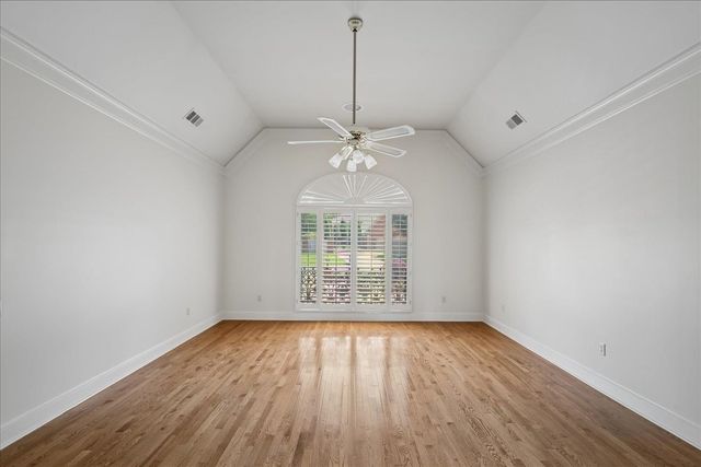 2255 OTTERBURN LN, Germantown, TN 38139