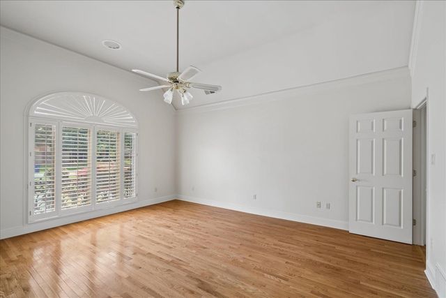 2255 OTTERBURN LN, Germantown, TN 38139