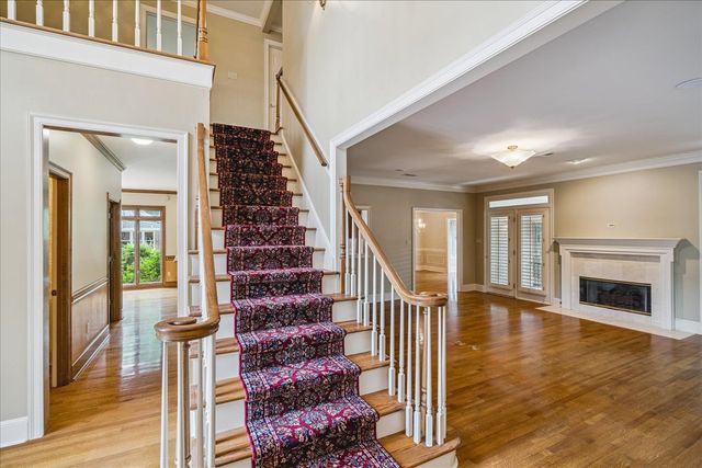 2255 OTTERBURN LN, Germantown, TN 38139