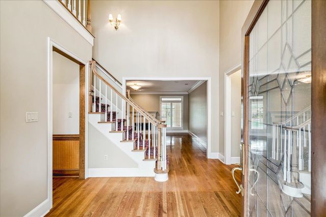 2255 OTTERBURN LN, Germantown, TN 38139