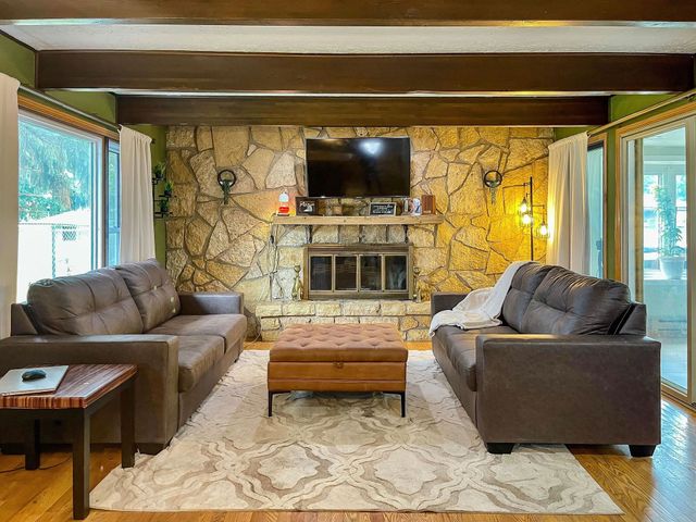 2513 W Central Ave, Minot, ND 58703