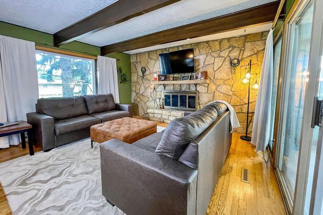 2513 W Central Ave, Minot, ND 58703