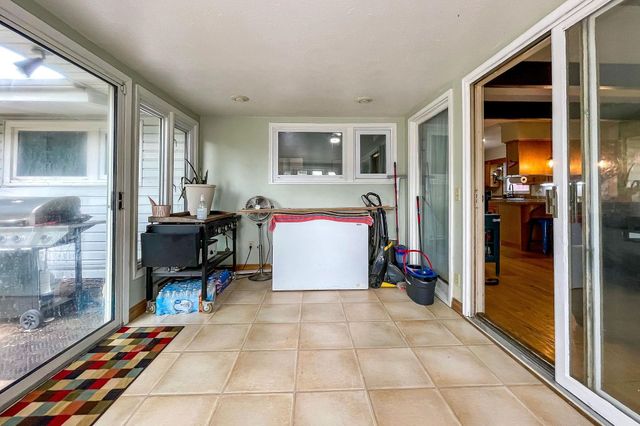 2513 W Central Ave, Minot, ND 58703