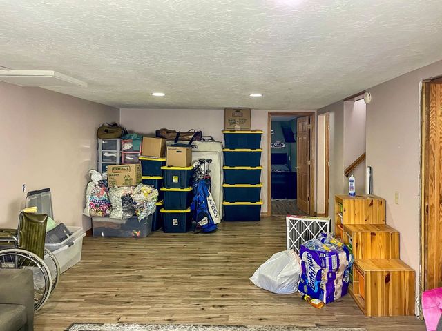 2513 W Central Ave, Minot, ND 58703